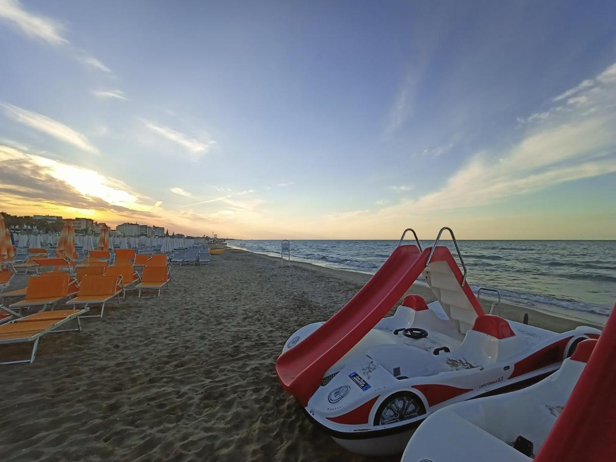 Hotel Ascot Riccione Zewnętrze zdjęcie