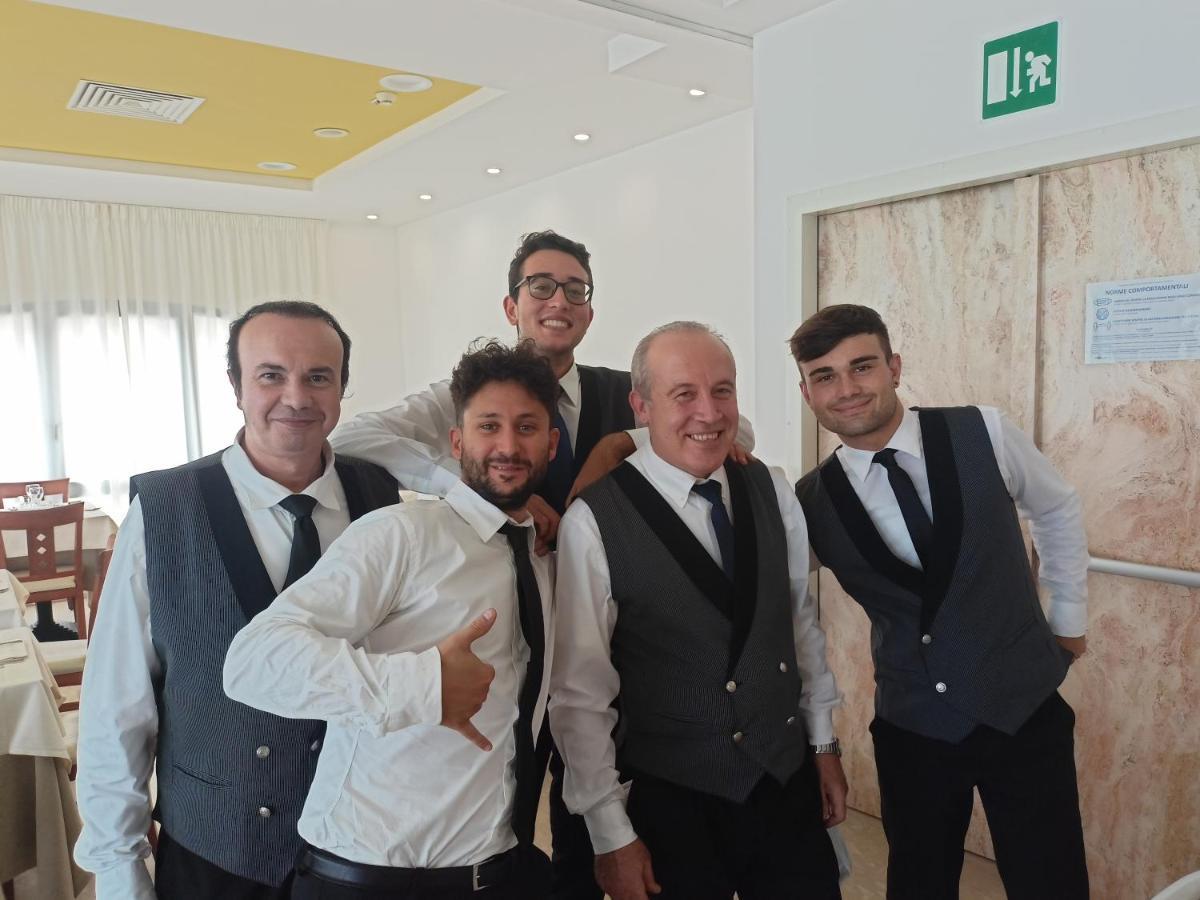 Hotel Ascot Riccione Zewnętrze zdjęcie