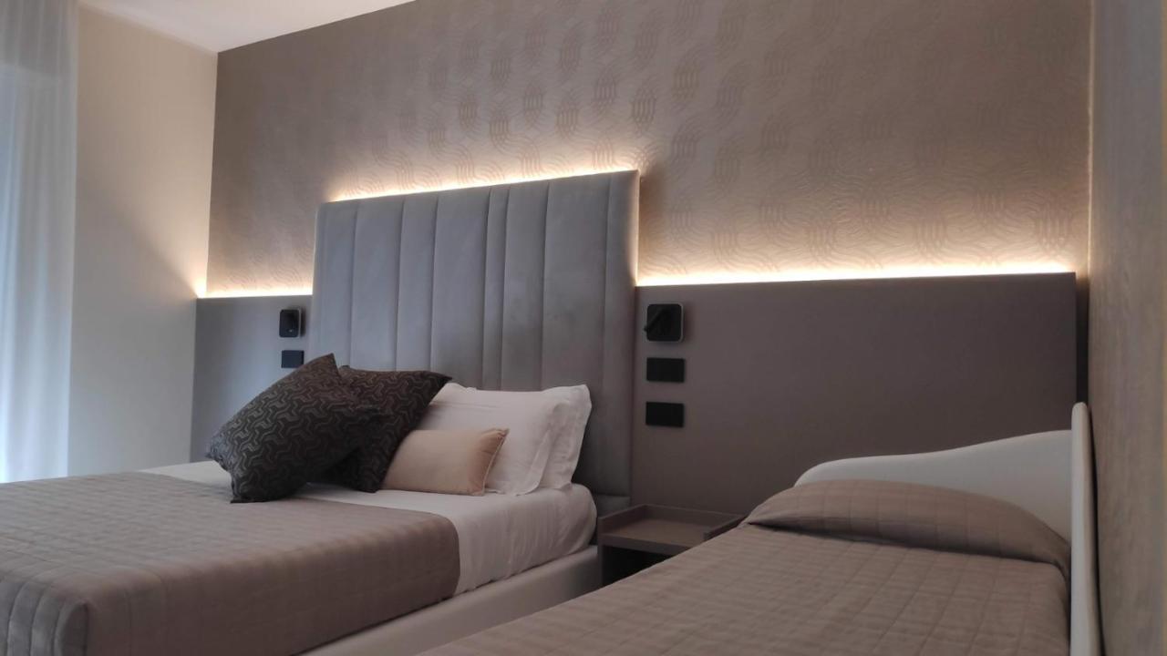 Hotel Ascot Riccione Zewnętrze zdjęcie