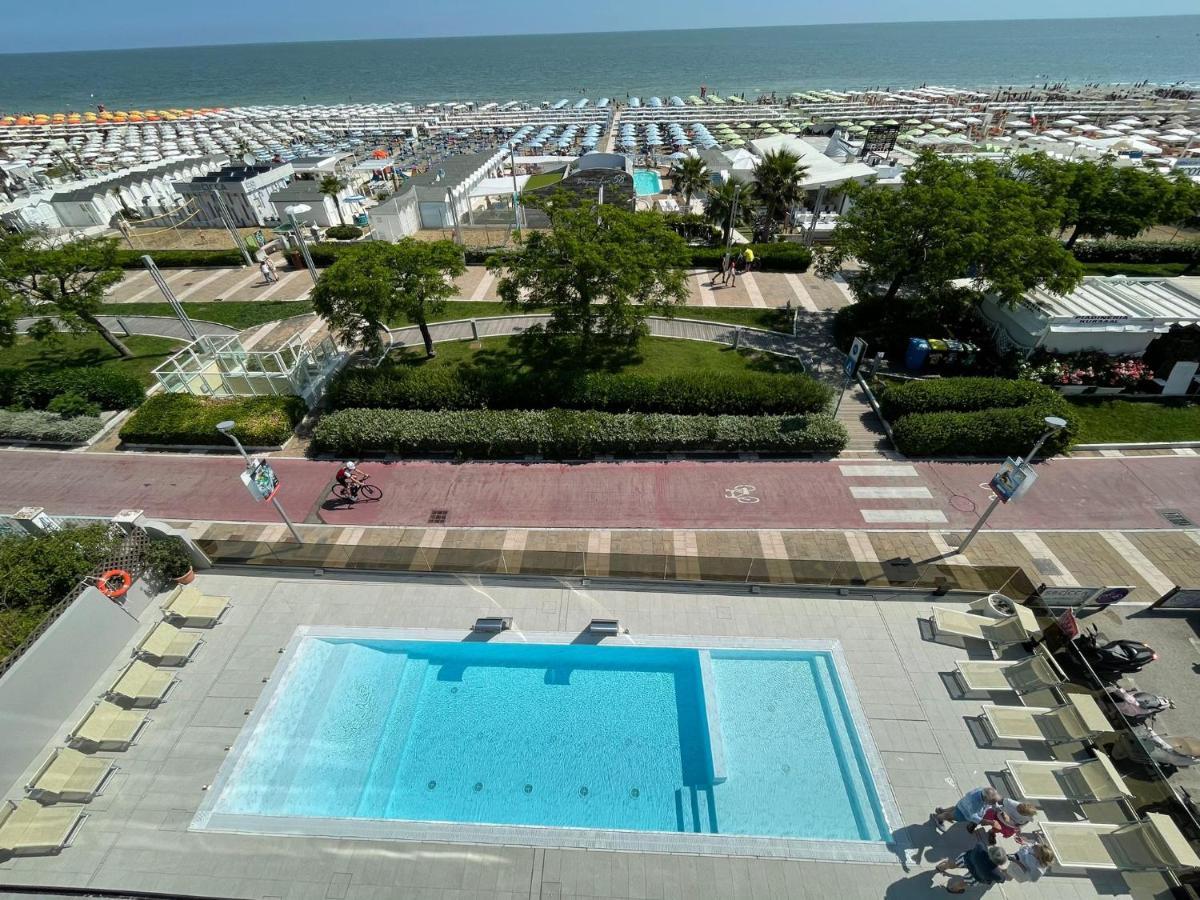 Hotel Ascot Riccione Zewnętrze zdjęcie
