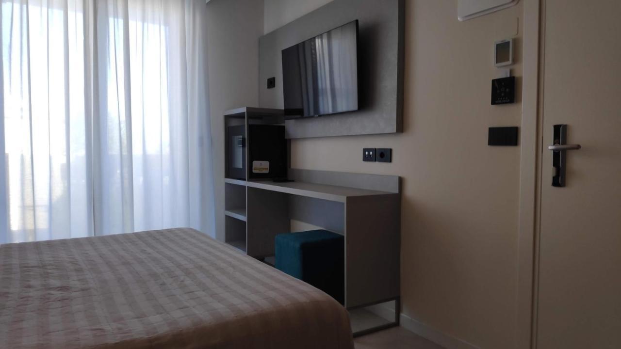 Hotel Ascot Riccione Zewnętrze zdjęcie